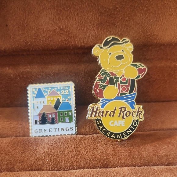 Hard Rock Cafe Jewelry - Hard Rock Cafe Sacramento Stamp USA Greetings